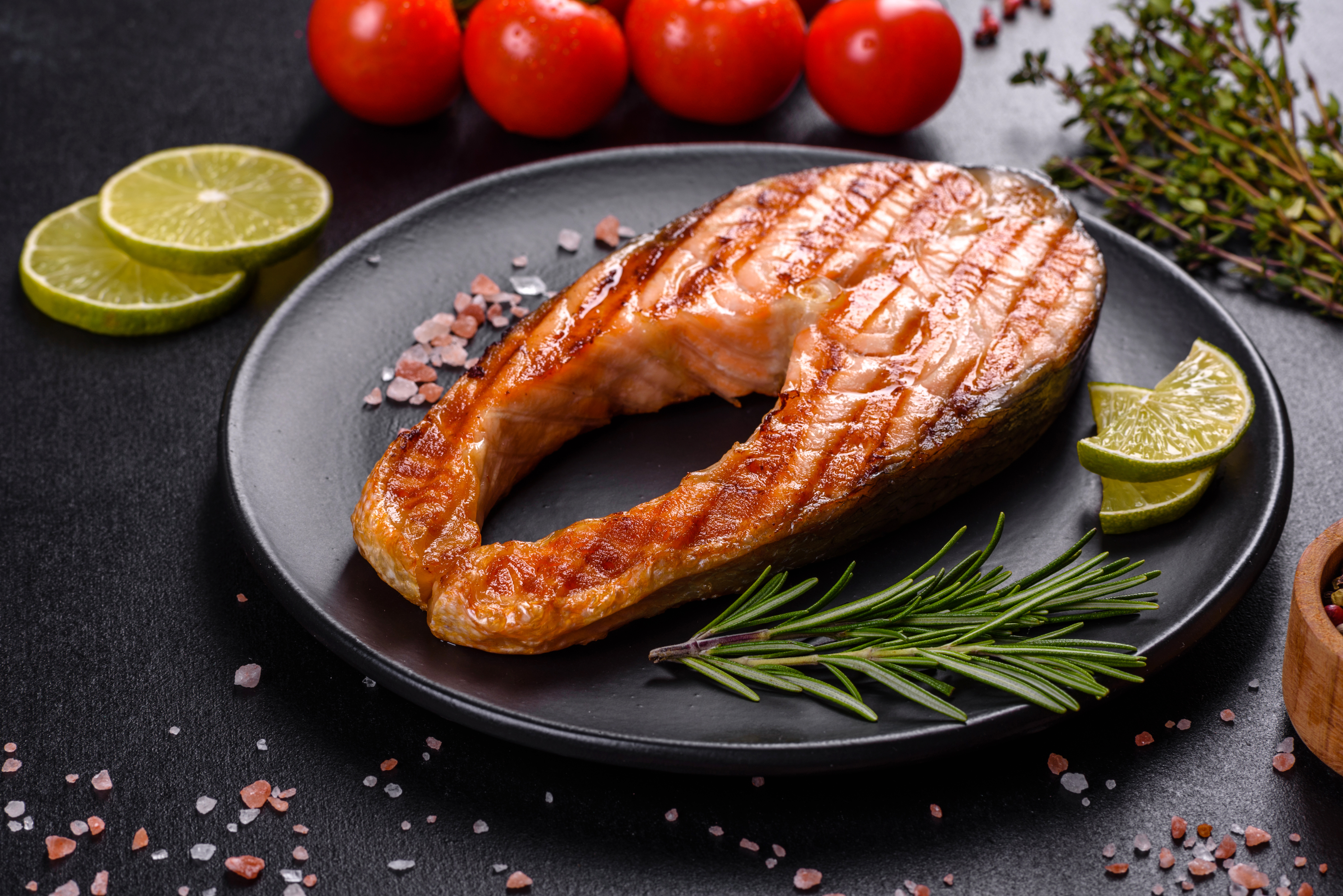 Как приготовить красную рыбу: 4 популярных способа